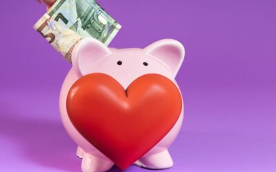 How to Save Money with Your Girlfriend: Tips and Tricks